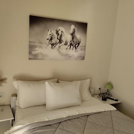Sea Waves Apartments Nea Epidavros Exterior photo