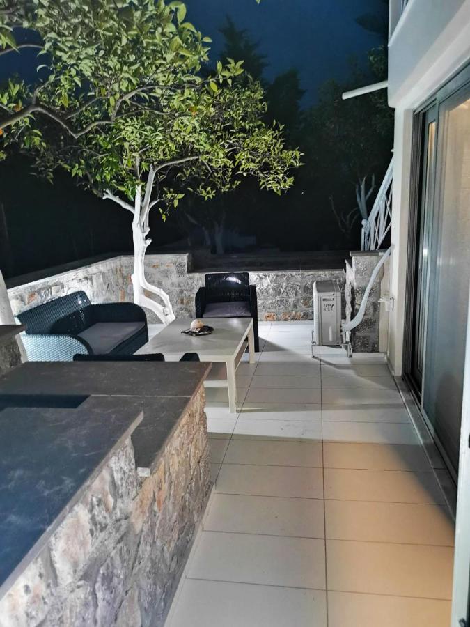 Sea Waves Apartments Nea Epidavros Exterior photo