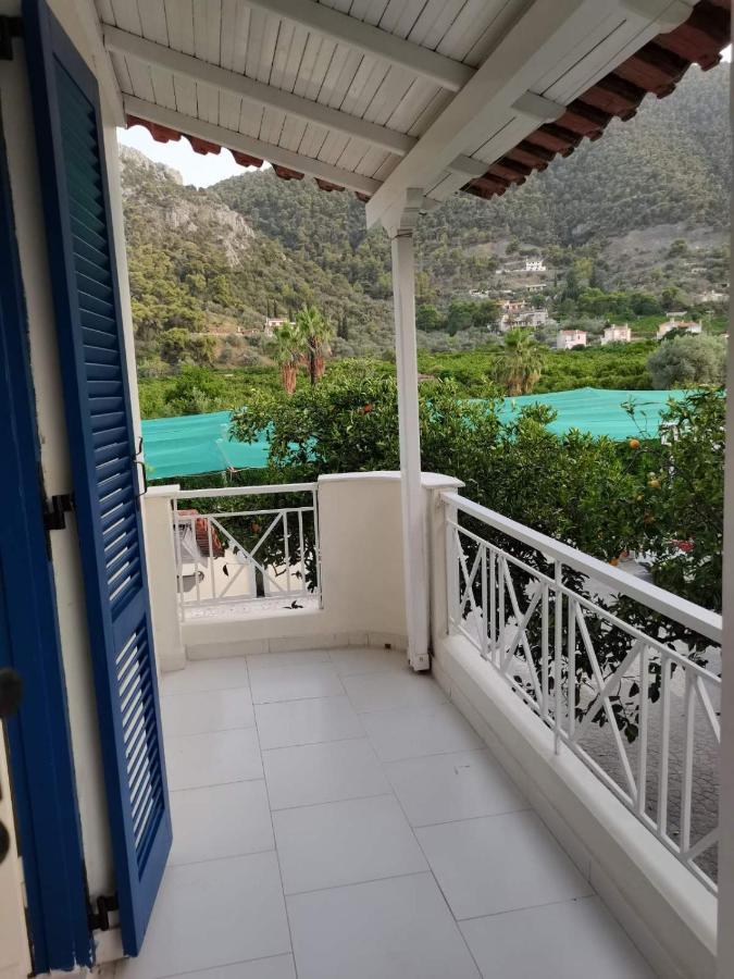 Sea Waves Apartments Nea Epidavros Exterior photo